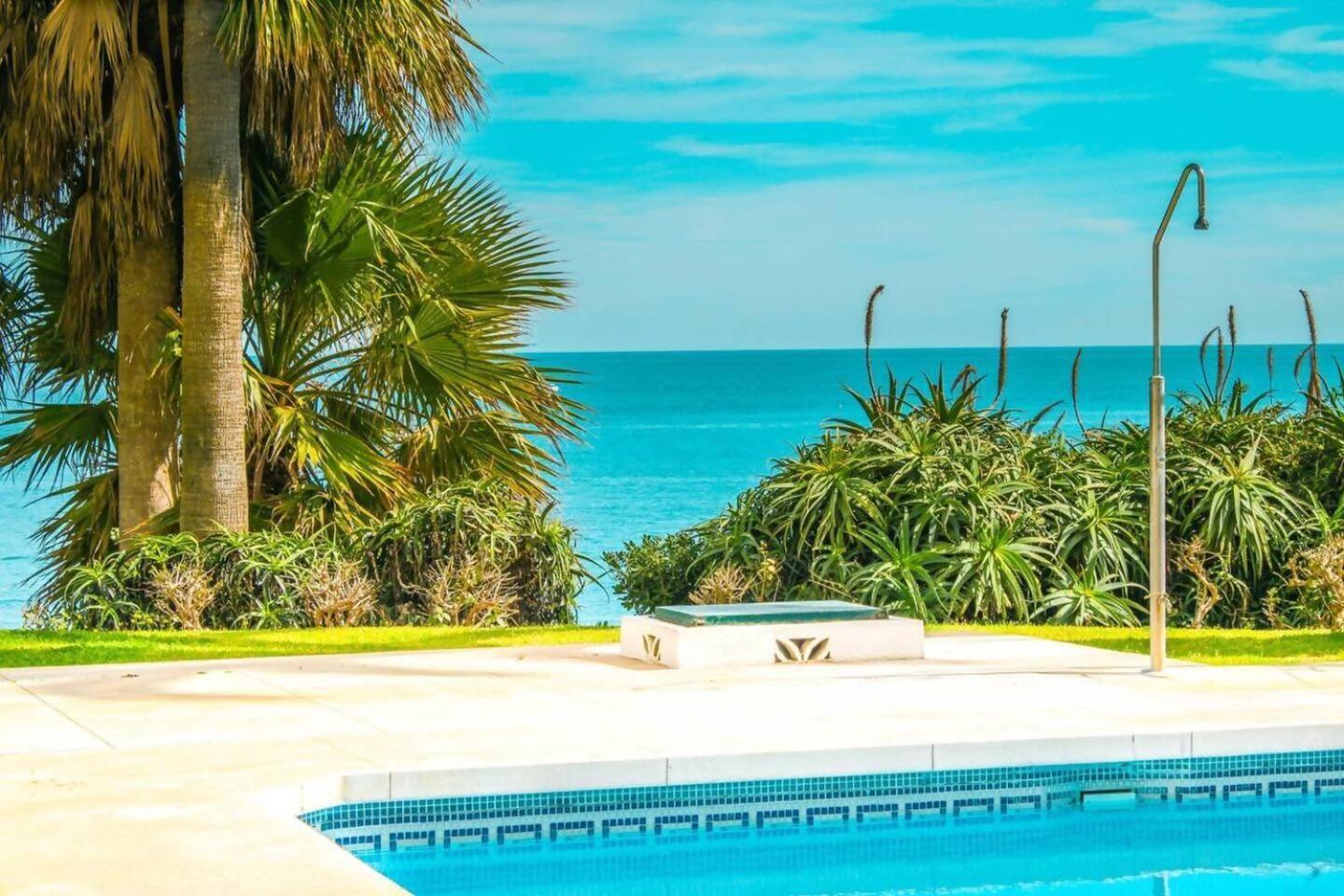 Stunning Apartment 50 Meters From The Sea Benalmadena Luaran gambar